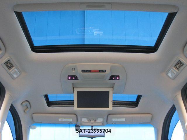 Nissan ELGRAND 2015-09 200571-7