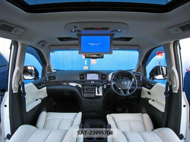 Nissan ELGRAND 2015-09 200571-9