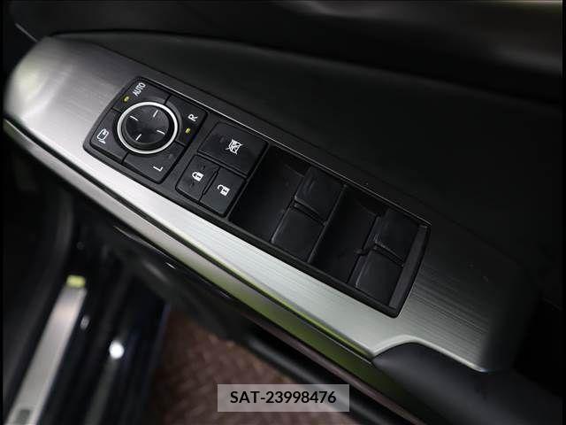 Lexus IS 2023-07 388355-19
