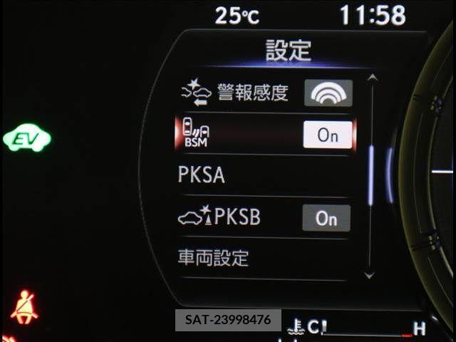 Lexus IS 2023-07 388355-17
