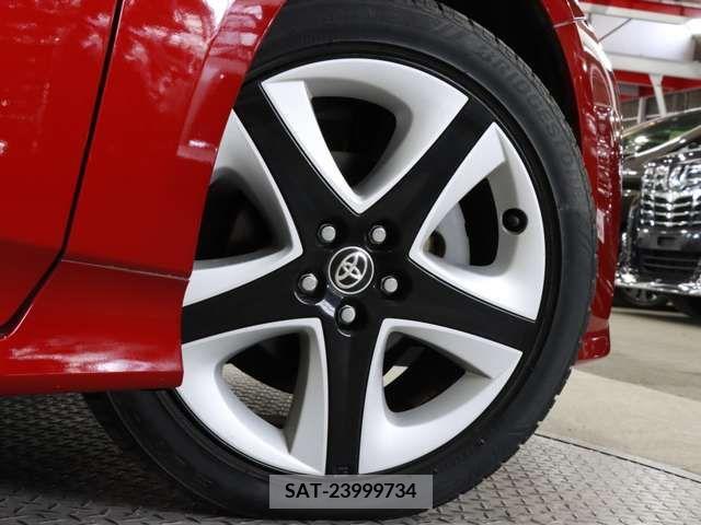 Toyota PRIUS 2016-03 379947-14