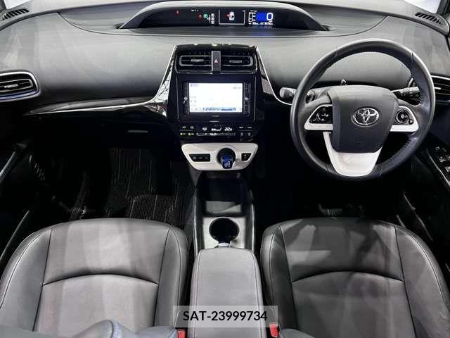 Toyota PRIUS 2016-03 379947-16