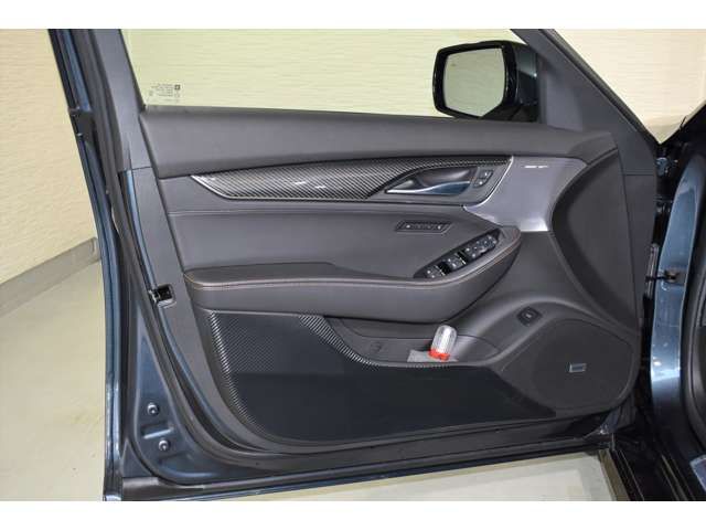 Cadillac CT5 2022-09 14093-17