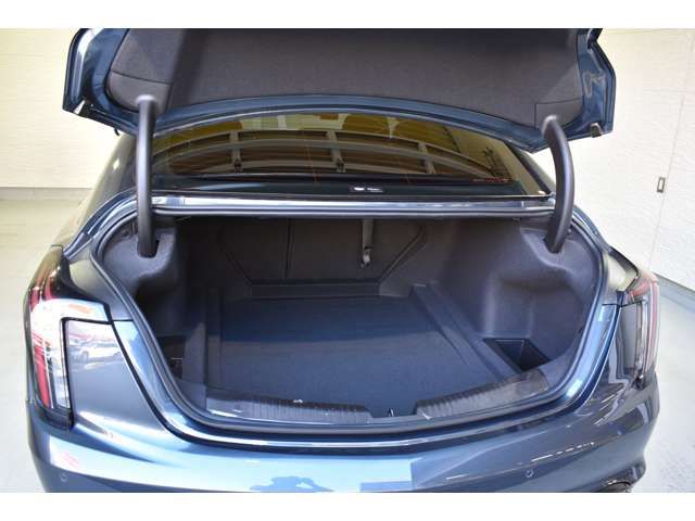Cadillac CT5 2022-09 14093-5