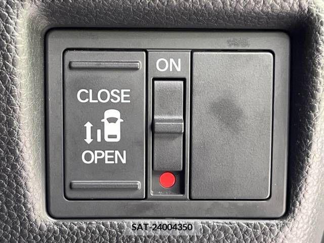 Honda N BOX CUSTOM 2019-09 298067-6
