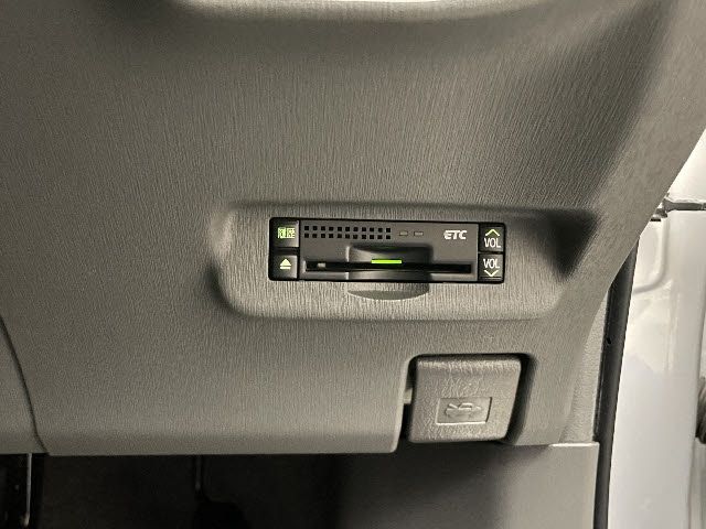 Toyota PRIUS 2010-06 12422-20