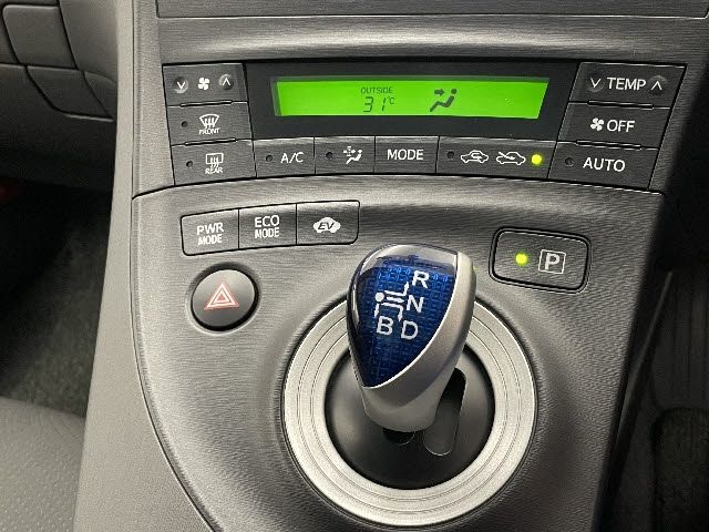 Toyota PRIUS 2010-06 12422-21