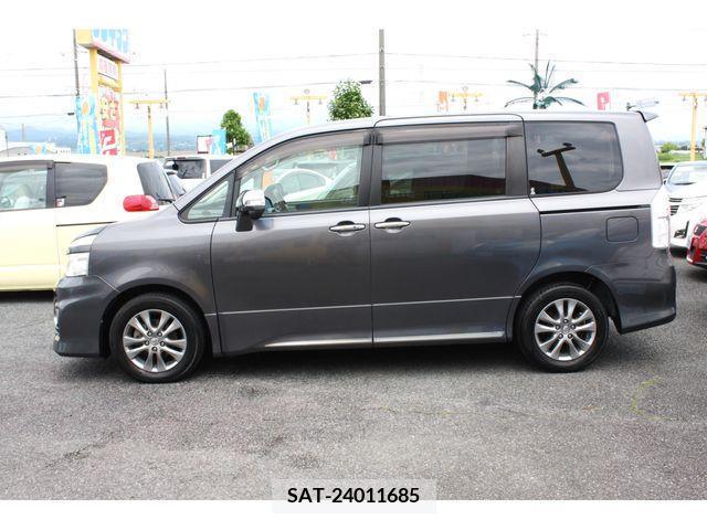 Toyota VOXY 2012-07 347500-4