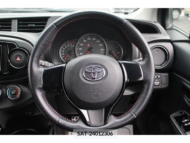 Toyota VITZ 2011-11 313646-14