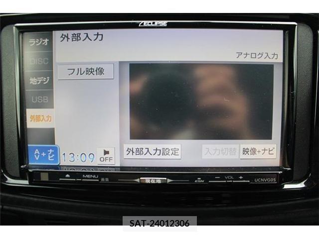 Toyota VITZ 2011-11 313646-4