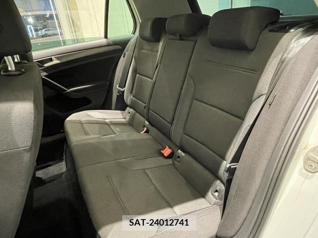 VolksWagen GOLF 2019-05 374160-17