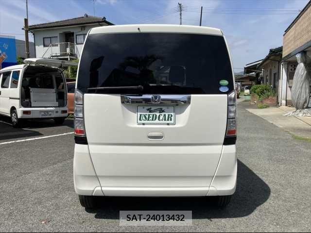 Honda N BOX 2015-03 279446-11
