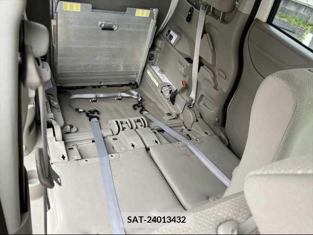 Honda N BOX 2015-03 279446-3