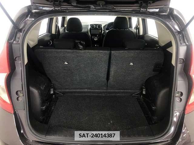 Nissan NOTE 2013-09 365369-8