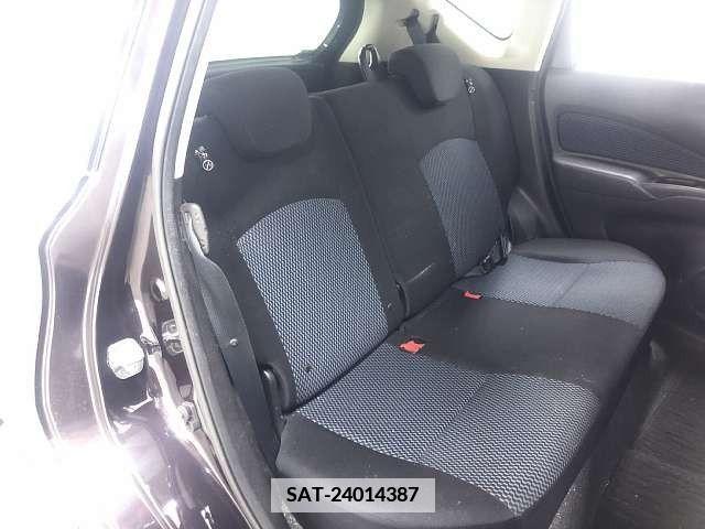 Nissan NOTE 2013-09 365369-7