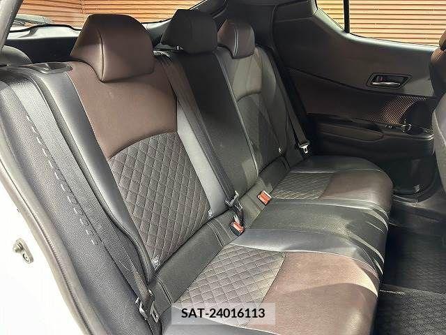 Toyota C-HR 2017-01 295017-5