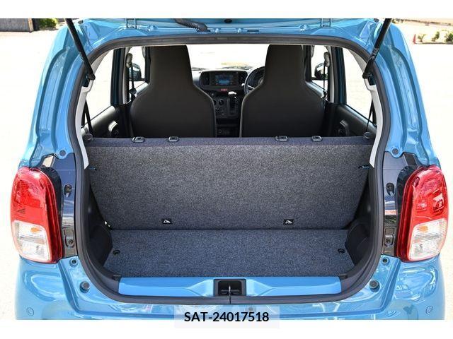 Suzuki ALTO 2023-03 328350-12
