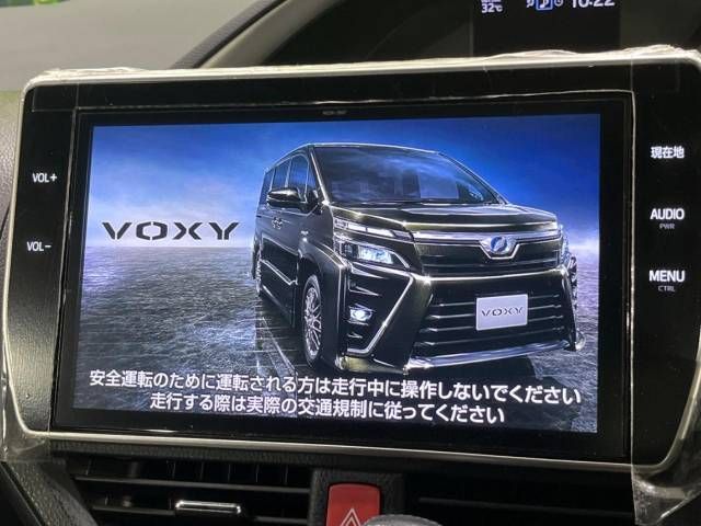 Toyota VOXY 2018-06 6868-2