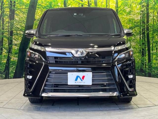 Toyota VOXY 2018-06 6868-15