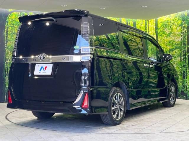 Toyota VOXY 2018-06 6868-18