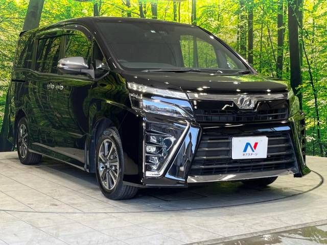 Toyota VOXY 2018-06 6868-17