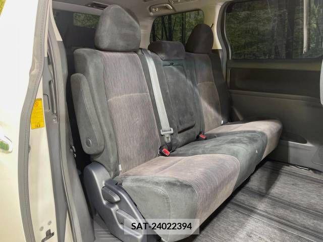 Toyota VELLFIRE 2013-01 288123-9