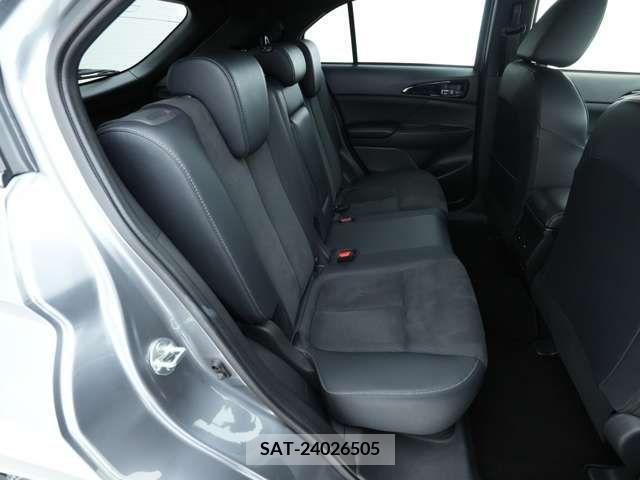 Mitsubishi ECLIPSE CROSS 2023-06 303786-6