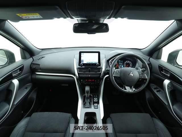 Mitsubishi ECLIPSE CROSS 2023-06 303786-4