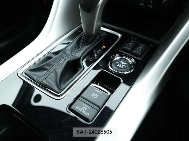 Mitsubishi ECLIPSE CROSS 2023-06 303786-16
