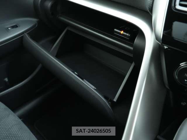 Mitsubishi ECLIPSE CROSS 2023-06 303786-11