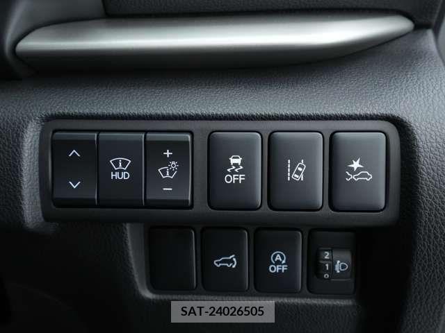 Mitsubishi ECLIPSE CROSS 2023-06 303786-10