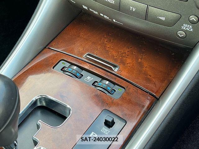 Lexus IS 2010-07 388131-16
