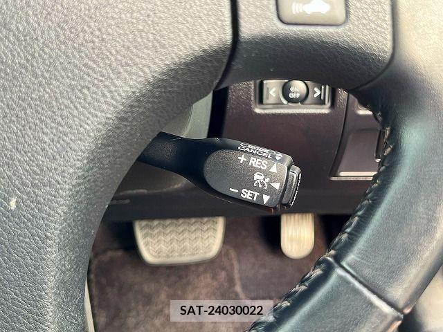 Lexus IS 2010-07 388131-15