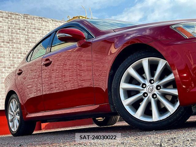 Lexus IS 2010-07 388131-26