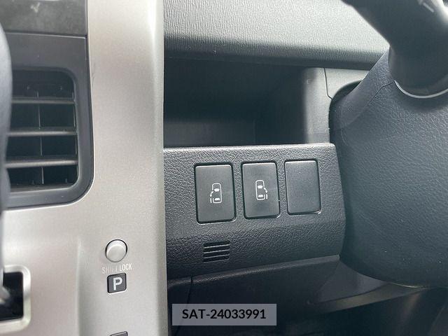 Toyota NOAH 2010-12 365085-16
