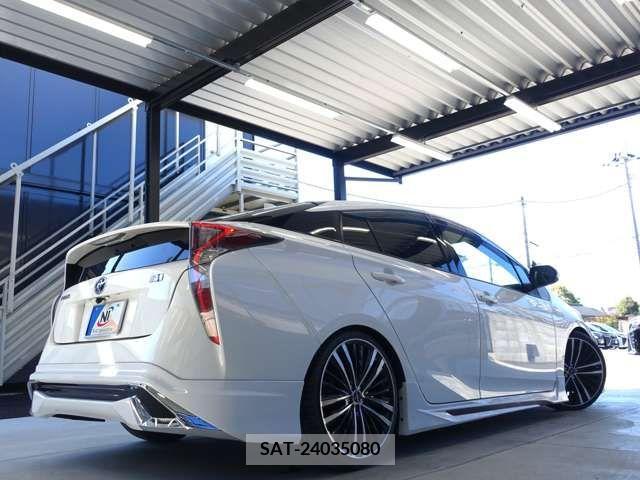 Toyota PRIUS 2018-12 222782-5