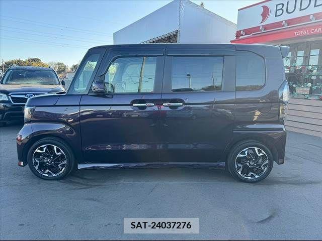 Honda N BOX CUSTOM 2017-11 249795-9