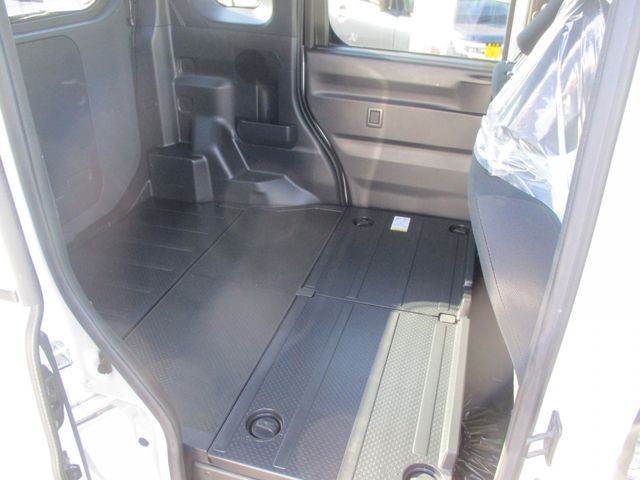 Daihatsu HIJET CADDIE 2019-04 193789-23