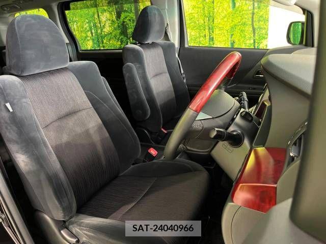Toyota VELLFIRE 2009-06 287888-7