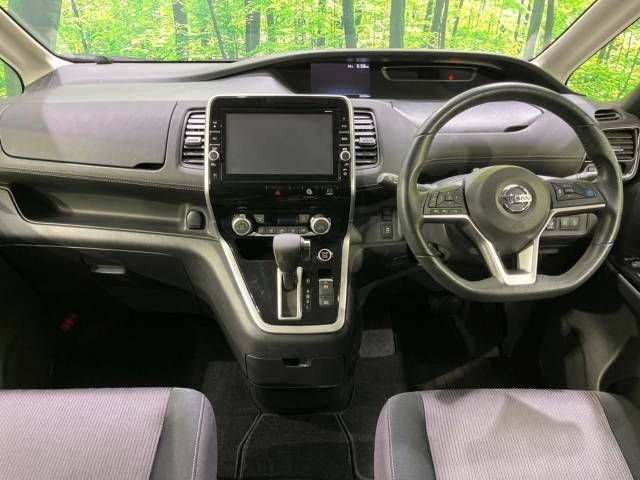 Nissan SERENA 2017-01 26728-1