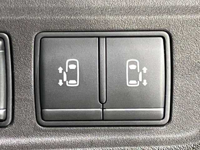 Nissan SERENA 2017-01 26728-3
