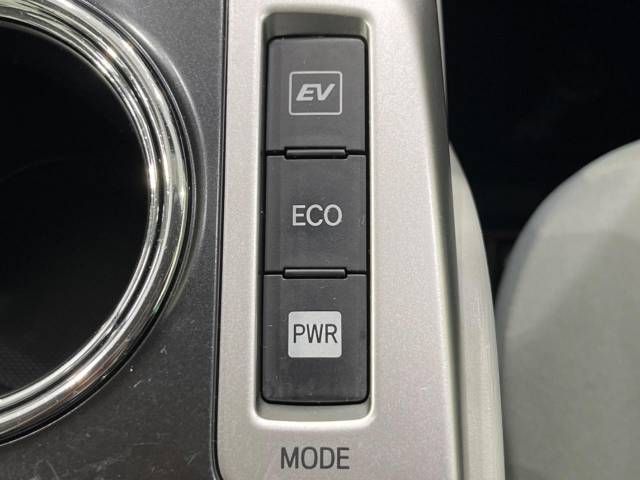 Toyota PRIUS ALPHA 2011-10 17361-4