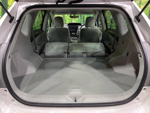 Toyota PRIUS ALPHA 2011-10 17361-10