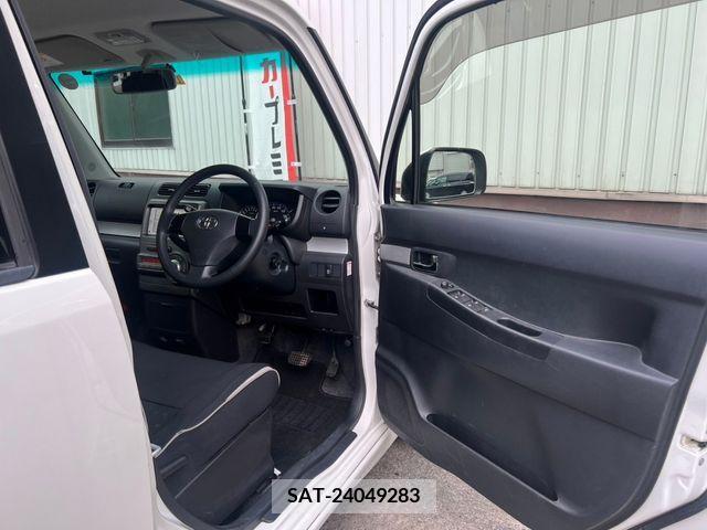 Toyota PIXIS SPACE 2013-03 281438-5