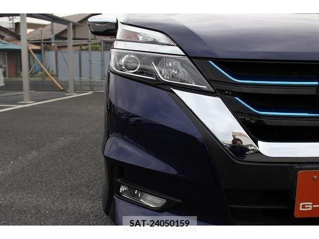 Nissan SERENA 2018-04 284118-9