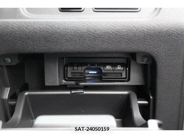 Nissan SERENA 2018-04 284118-2