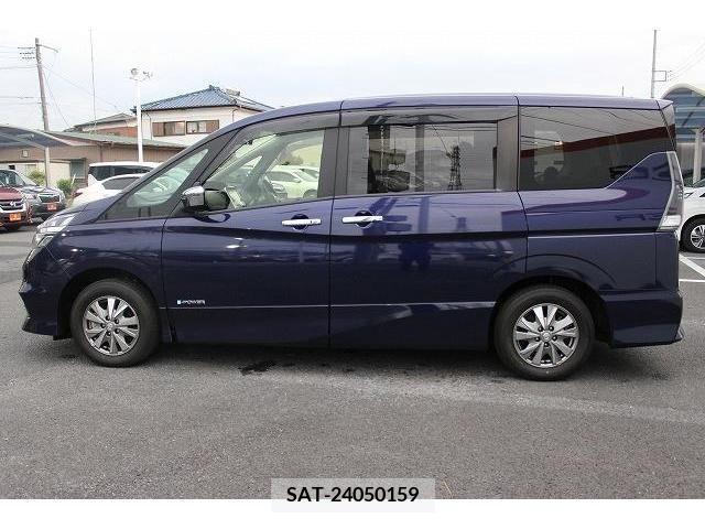 Nissan SERENA 2018-04 284118-8