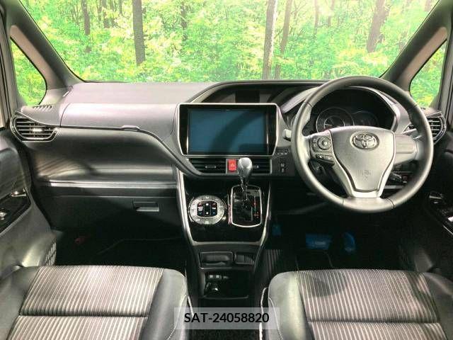 Toyota VOXY 2018-02 394981-1