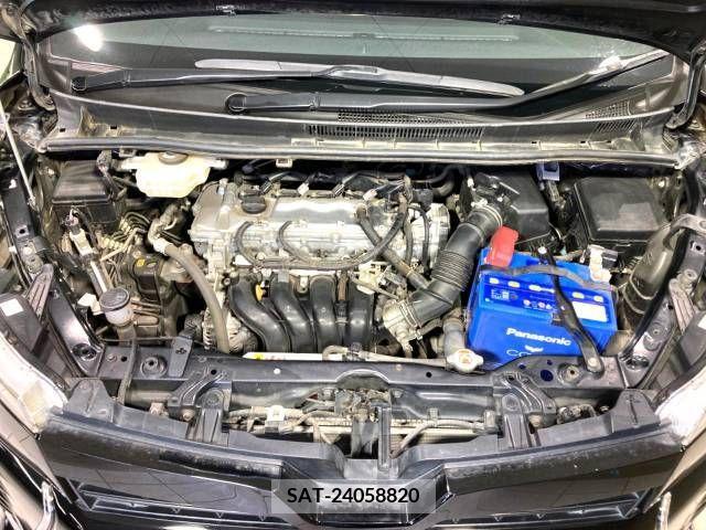 Toyota VOXY 2018-02 394981-19