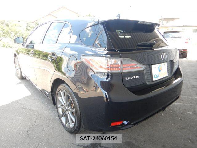 Lexus CT 2011-10 362715-8